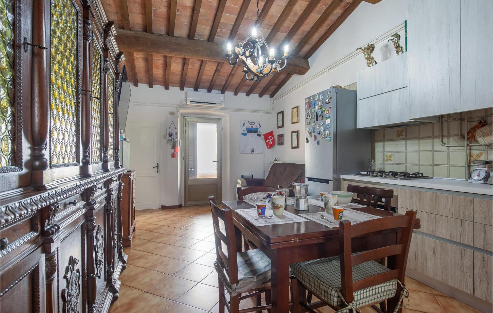 Awesome Home In Montefoscoli With Wifi Eksteriør billede